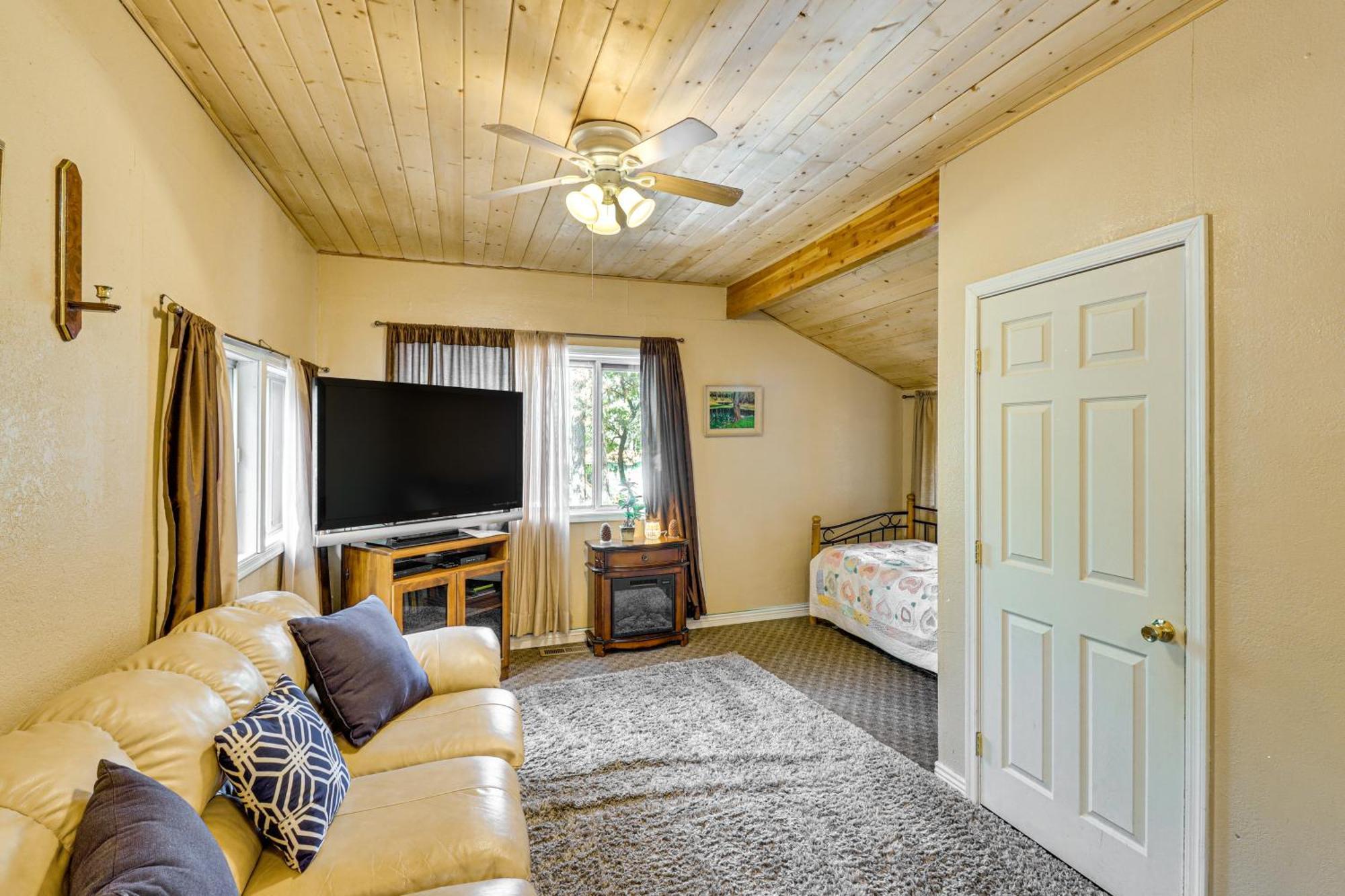 Cozy Lakeside Escape With Deck 4 Mi To Rainbow Lake Pinetop-Lakeside Exterior photo