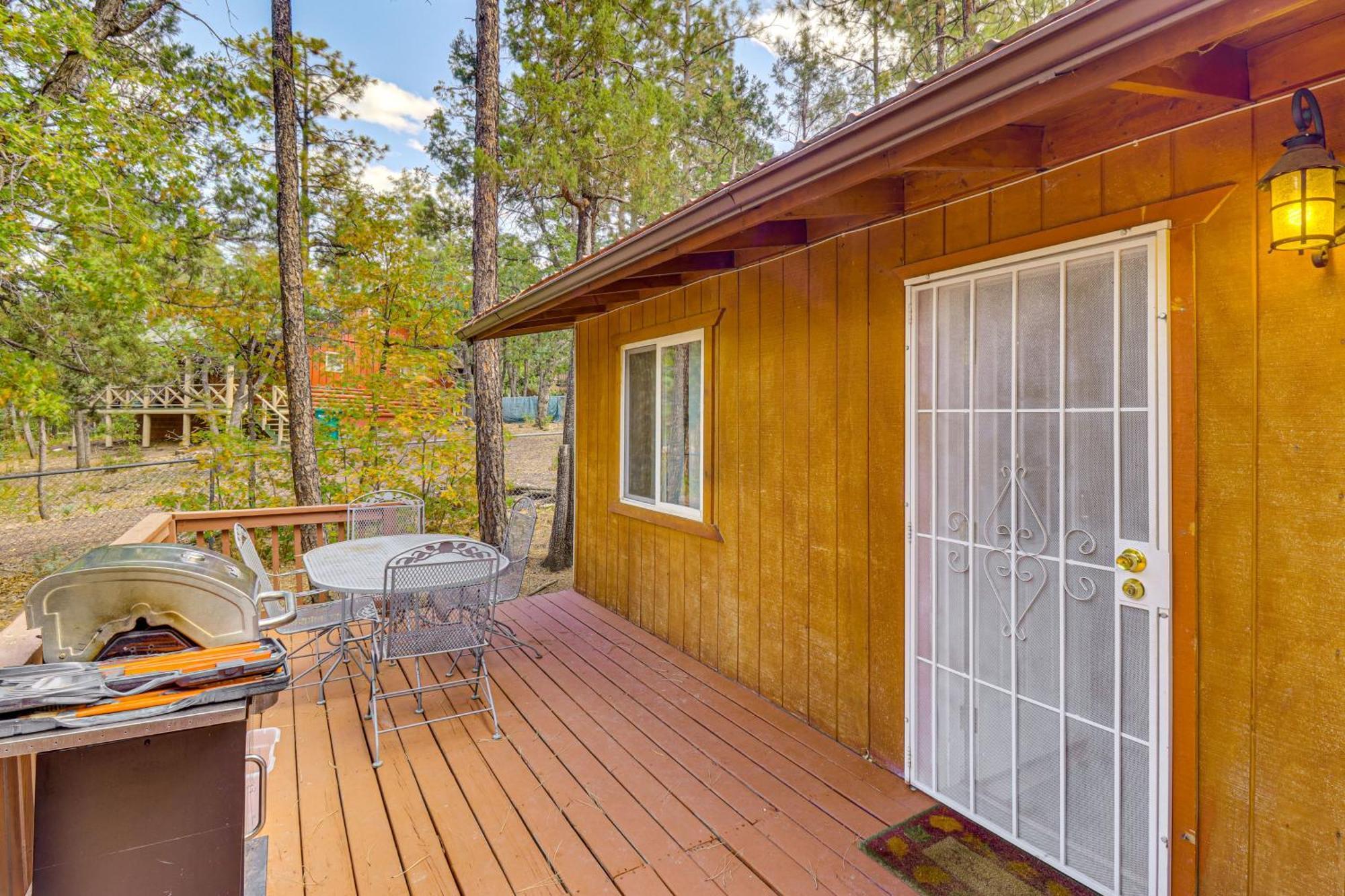 Cozy Lakeside Escape With Deck 4 Mi To Rainbow Lake Pinetop-Lakeside Exterior photo